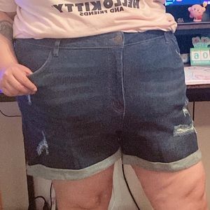 Ava & Viv distressed denim shorts